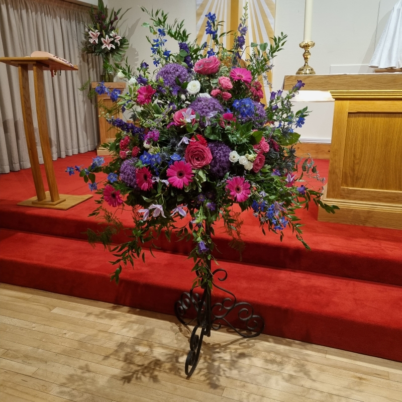 Pedestal Arrangement