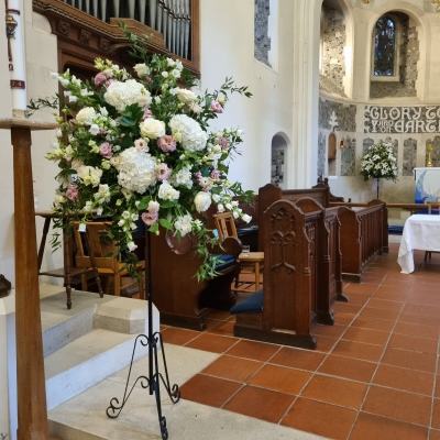 Pedestal Arrangement