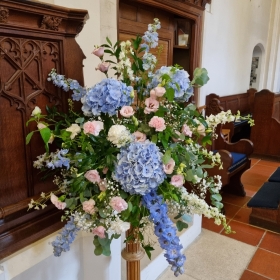Pedestal Arrangement