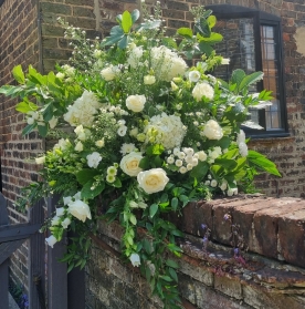 Pedestal Arrangement